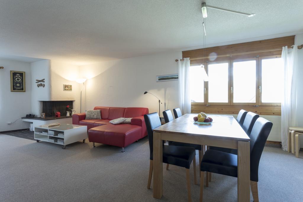 Apartment Haus Arnika Obersaxen Luaran gambar