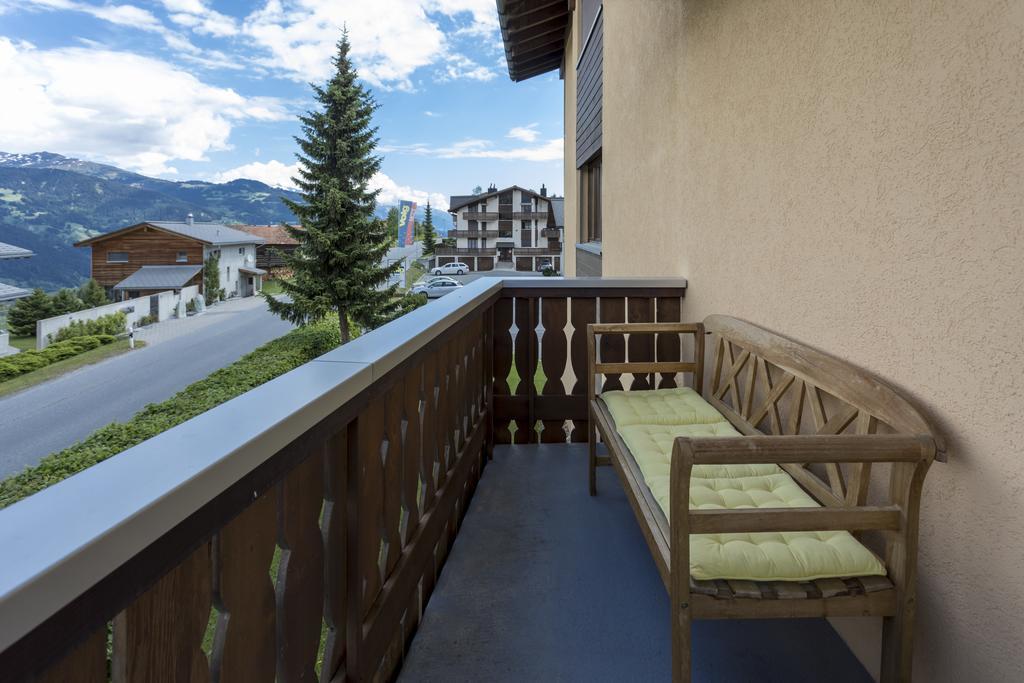 Apartment Haus Arnika Obersaxen Luaran gambar